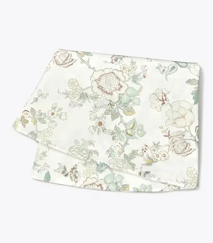 Happy Times Bouquet Round Tablecloth, 120"