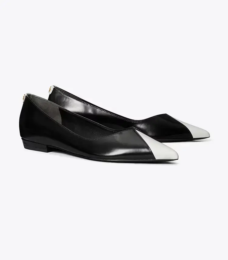 Triangle Pointed Flat