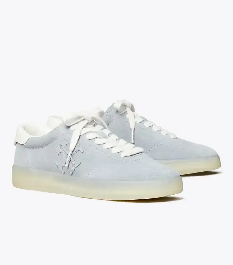 Phoenix Sneaker