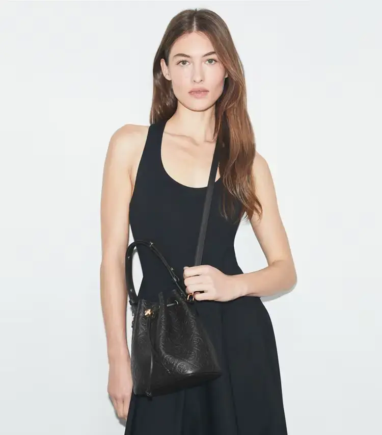 T Monogram Pebbled Bucket Bag - Image 2