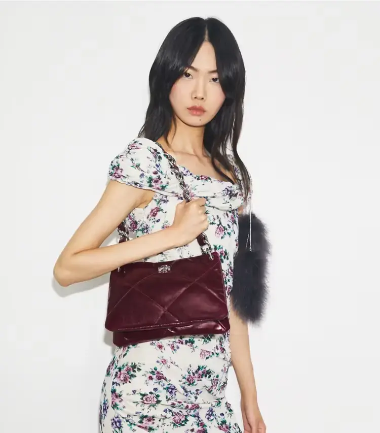 Small Kira Diamond Quilt Distressed Shoulder Bag - Image 2